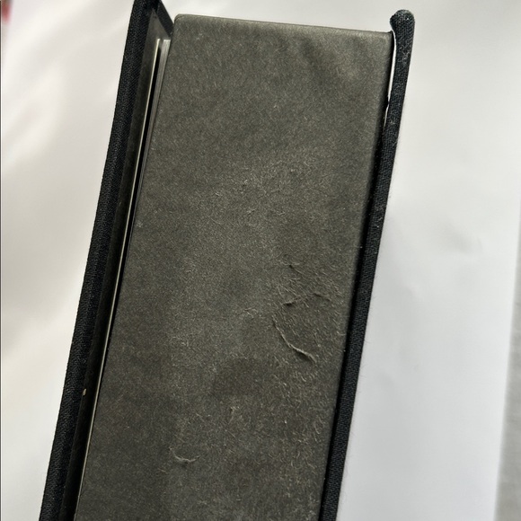 KISS CD Box Set The‎ Definitive Collection 

2001 - Picture 8 of 10